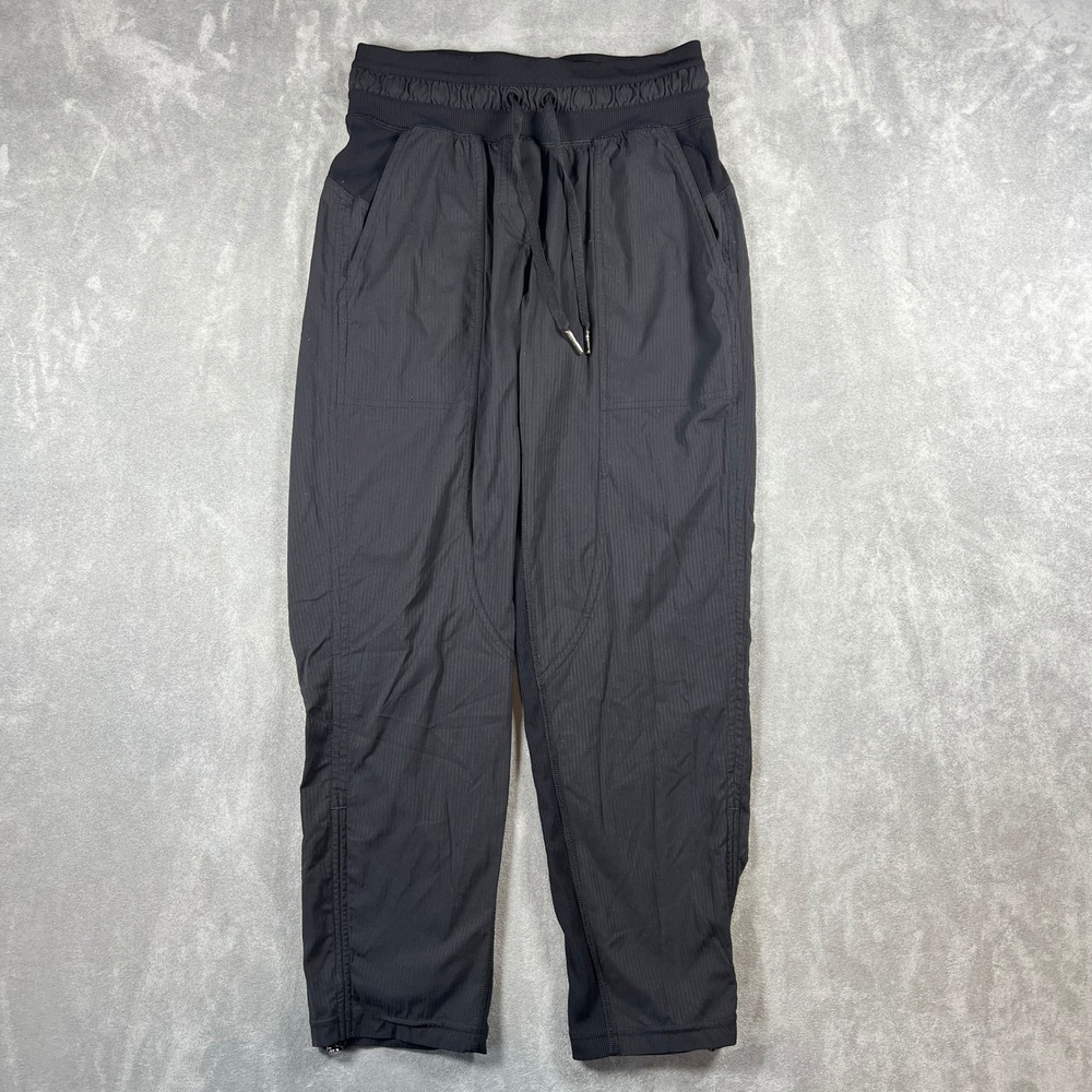 Lululemon Dance Studio Mid-Rise Crop 25" Black Size 0 LW6CDQS